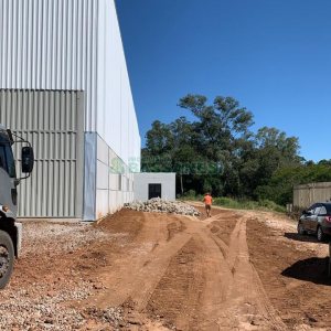 Pavilhão com 1320m², no bairro Forqueta em Caxias do Sul para Alugar