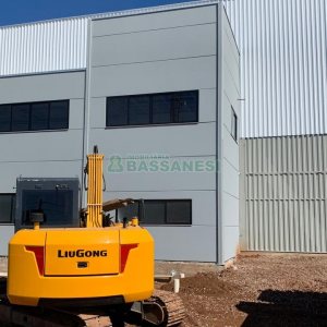 Pavilhão com 1320m², no bairro Forqueta em Caxias do Sul para Alugar