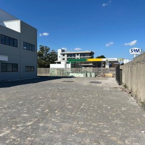 Pavilhão com 1320m², no bairro Forqueta em Caxias do Sul para Alugar