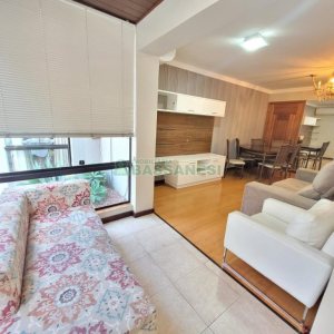 Apto Mobiliado com 80m², 2 dormitórios, 1 vaga, no bairro Centro em Caxias do Sul para Alugar