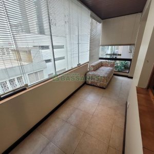 Apto Mobiliado com 80m², 2 dormitórios, 1 vaga, no bairro Centro em Caxias do Sul para Alugar