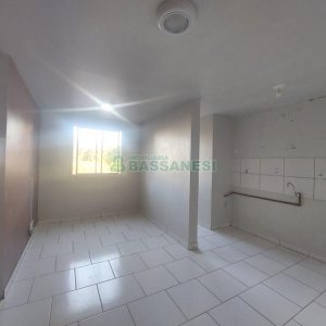 Apartamento com 43m², 2 dormitórios, 1 vaga, no bairro Morada dos Alpes em Caxias do Sul para Comprar