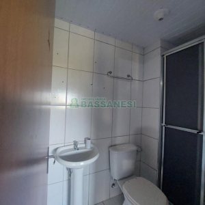 Apartamento com 43m², 2 dormitórios, 1 vaga, no bairro Morada dos Alpes em Caxias do Sul para Comprar