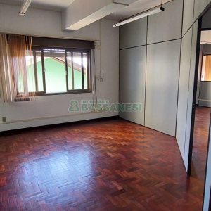 Sala com 185m², 1 vaga, no bairro Jardim América em Caxias do Sul para Alugar