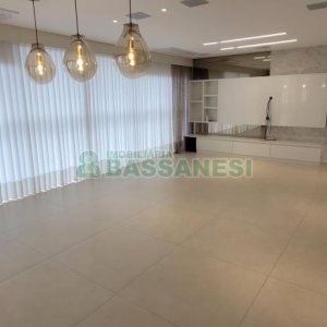 Apartamento com 178m², 2 dormitórios, 3 vagas, no bairro Centro em Caxias do Sul para Comprar