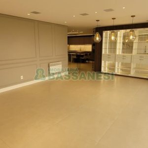 Apartamento com 178m², 2 dormitórios, 3 vagas, no bairro Centro em Caxias do Sul para Comprar