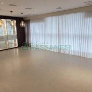 Apartamento com 178m², 2 dormitórios, 3 vagas, no bairro Centro em Caxias do Sul para Comprar