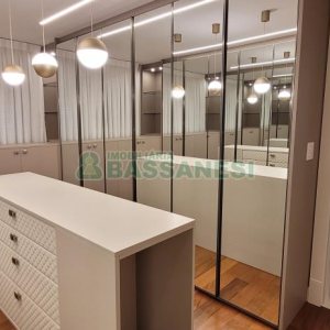 Apartamento com 178m², 2 dormitórios, 3 vagas, no bairro Centro em Caxias do Sul para Comprar