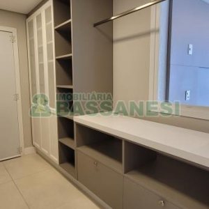 Apartamento com 178m², 2 dormitórios, 3 vagas, no bairro Centro em Caxias do Sul para Comprar