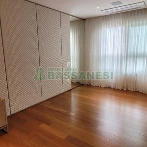 Apartamento com 178m², 2 dormitórios, 3 vagas, no bairro Centro em Caxias do Sul para Comprar