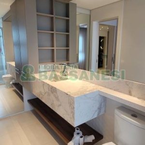 Apartamento com 178m², 2 dormitórios, 3 vagas, no bairro Centro em Caxias do Sul para Comprar