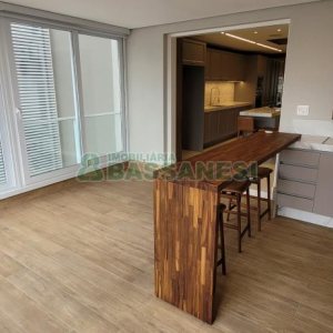 Apartamento com 178m², 2 dormitórios, 3 vagas, no bairro Centro em Caxias do Sul para Comprar