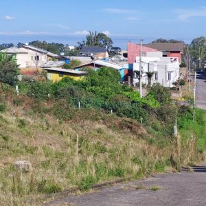 Terreno com 2531m², no bairro São Ciro em Caxias do Sul para Comprar