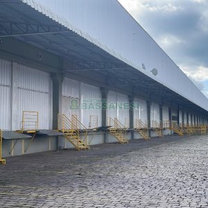 Pavilhão com 6000m², no bairro Cidade Nova em Caxias do Sul para Alugar