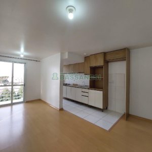 Apartamento com 60m², 2 dormitórios, 1 vaga, no bairro Planalto em Caxias do Sul para Alugar