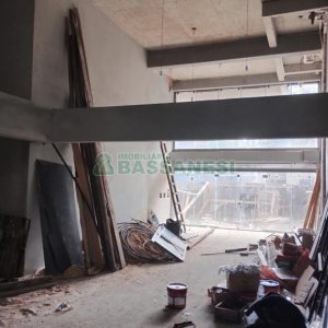 Loja com 160m², 1 vaga, no bairro Exposição em Caxias do Sul para Alugar