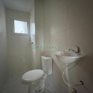 Apartamento com 45m², 2 dormitórios, 1 vaga, no bairro São Luiz em Caxias do Sul para Comprar