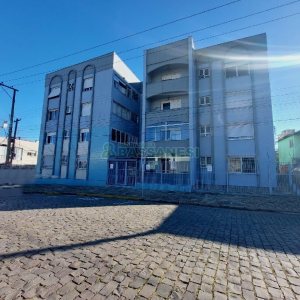 Apto Mobiliado com 107m², 3 dormitórios, 1 vaga, no bairro Rio Branco em Caxias do Sul para Alugar