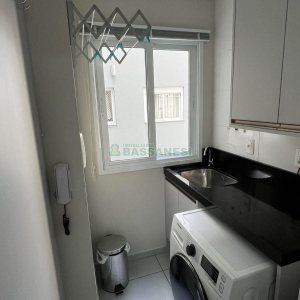 Apartamento com 57m², 2 dormitórios, no bairro Nossa Senhora da Saúde em Caxias do Sul para Comprar