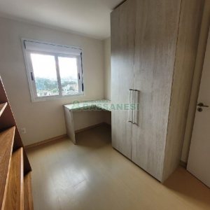 Apto Mobiliado com 58m², 2 dormitórios, 1 vaga, no bairro Planalto em Caxias do Sul para Alugar