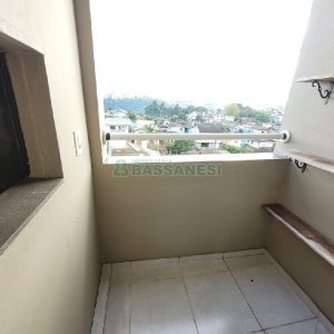 Apto Mobiliado com 58m², 2 dormitórios, 1 vaga, no bairro Planalto em Caxias do Sul para Alugar