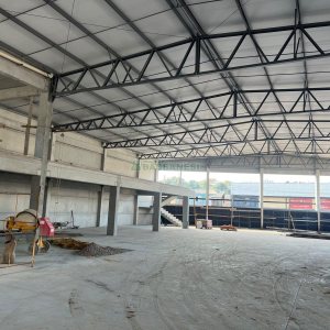 Loja com 1000m², no bairro São José em Caxias do Sul para Alugar