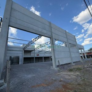 Loja com 1000m², no bairro São José em Caxias do Sul para Alugar