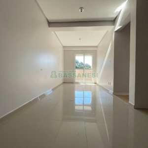 Apartamento com 72m², 2 dormitórios, 2 vagas, no bairro Salgado Filho em Caxias do Sul para Comprar