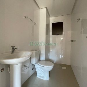 Apartamento com 72m², 2 dormitórios, 2 vagas, no bairro Salgado Filho em Caxias do Sul para Comprar