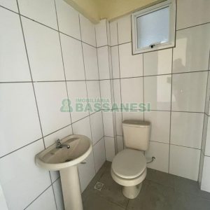 Pavilhão com 800m², no bairro Sagrada Família em Caxias do Sul para Alugar