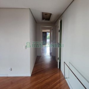 Apartamento com 208m², 3 dormitórios, 2 vagas, no bairro Madureira em Caxias do Sul para Comprar