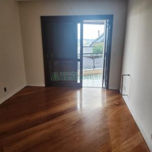 Apartamento com 208m², 3 dormitórios, 2 vagas, no bairro Madureira em Caxias do Sul para Comprar