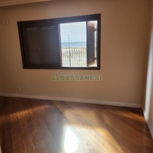 Apartamento com 208m², 3 dormitórios, 2 vagas, no bairro Madureira em Caxias do Sul para Comprar