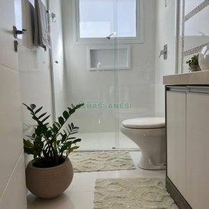 Apartamento com 109m², 3 dormitórios, 2 vagas, no bairro Santa Catarina em Caxias do Sul para Comprar
