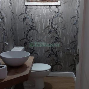 Casa Comercial com 240m², no bairro Nossa Senhora de Lourdes em Caxias do Sul para Comprar