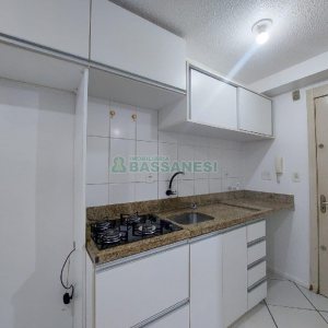 Apto Mobiliado com 25m², 1 dormitório, no bairro Presidente Vargas em Caxias do Sul para Comprar