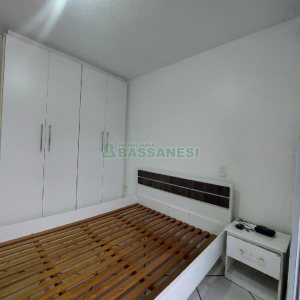 Apto Mobiliado com 25m², 1 dormitório, no bairro Presidente Vargas em Caxias do Sul para Comprar