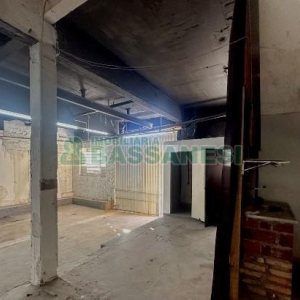 Pavilhão com 130m², no bairro São Pelegrino em Caxias do Sul para Alugar