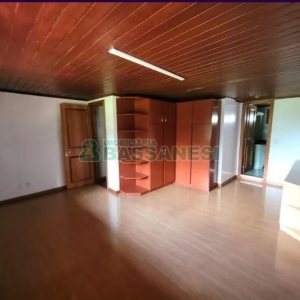 Casa com 580m², 5 dormitórios, 5 vagas, no bairro Bela Vista em Caxias do Sul para Comprar