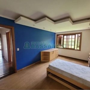 Casa com 580m², 5 dormitórios, 5 vagas, no bairro Bela Vista em Caxias do Sul para Comprar