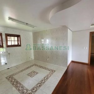 Casa com 580m², 5 dormitórios, 5 vagas, no bairro Bela Vista em Caxias do Sul para Comprar