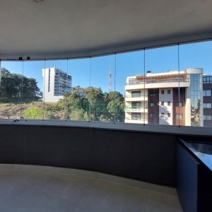 Apartamento com 158m², 3 dormitórios, 3 vagas, no bairro Jardim América em Caxias do Sul para Comprar