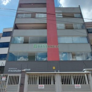 Apto Mobiliado com 52m², 2 dormitórios, 1 vaga, no bairro Treviso em Caxias do Sul para Alugar