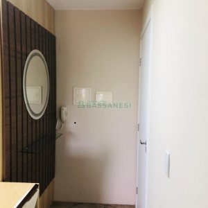 Apto Mobiliado com 52m², 2 dormitórios, 1 vaga, no bairro Treviso em Caxias do Sul para Alugar