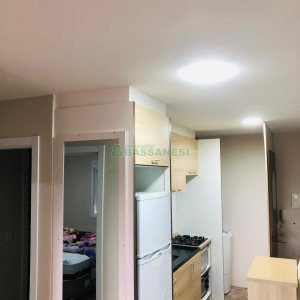 Apto Mobiliado com 52m², 2 dormitórios, 1 vaga, no bairro Treviso em Caxias do Sul para Alugar