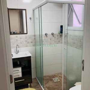 Apto Mobiliado com 52m², 2 dormitórios, 1 vaga, no bairro Treviso em Caxias do Sul para Alugar