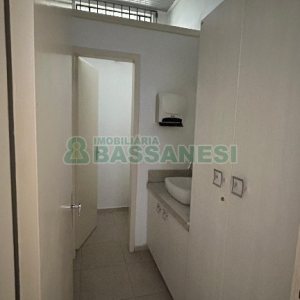 Loja com 250m², no bairro São Pelegrino em Caxias do Sul para Alugar