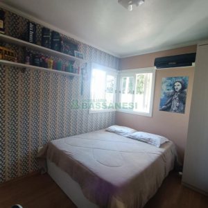 Casa com 332m², 4 dormitórios, 8 vagas, no bairro Desvio Rizzo em Caxias do Sul para Comprar