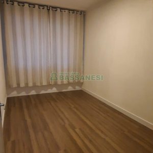 Apartamento com 90m², 3 dormitórios, 1 vaga, no bairro Petrópolis em Caxias do Sul para Comprar