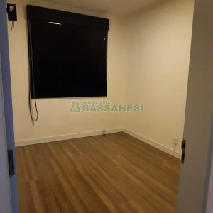 Apartamento com 90m², 3 dormitórios, 1 vaga, no bairro Petrópolis em Caxias do Sul para Comprar